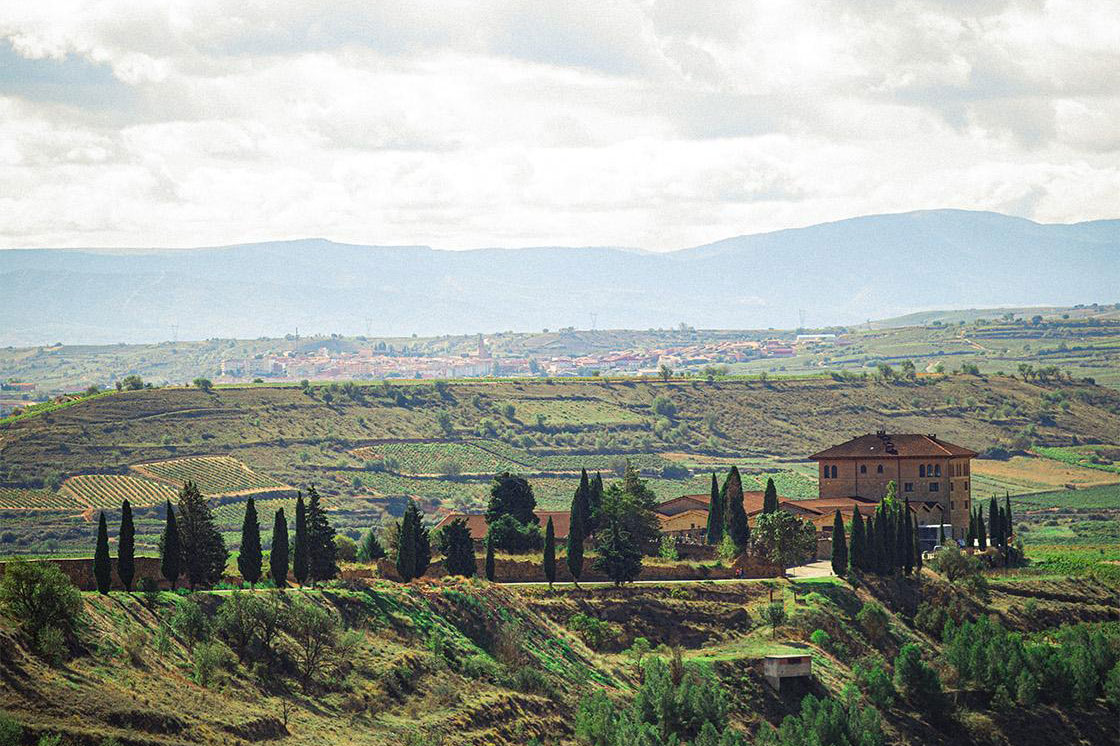 Landschaftsfoto von Rioja, wo der Rioja Professionals Trip hingehen wird.