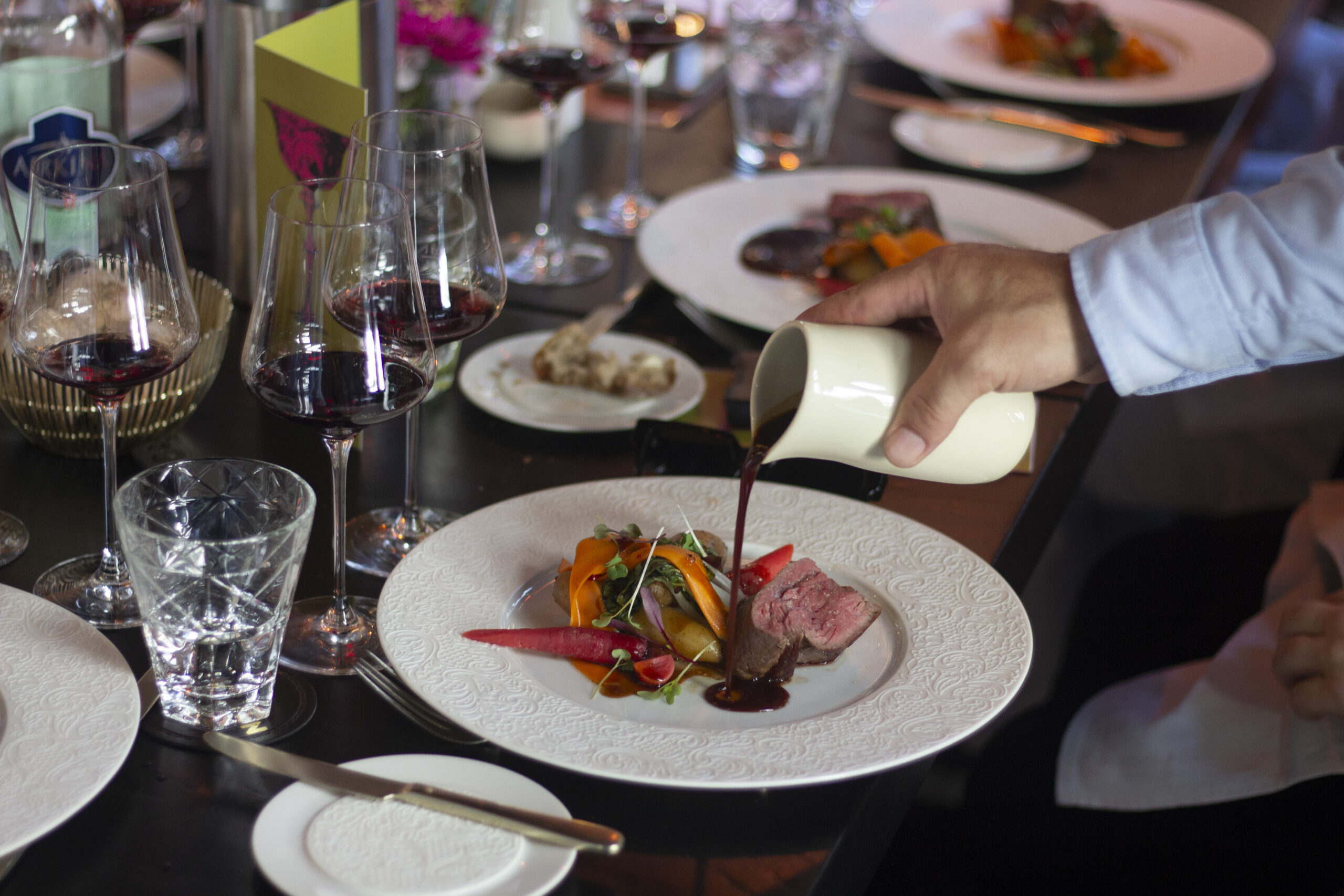 Garnacha Pairing Lunch in der Schweiz mit spanischem Garnacha-Wein und fein abgestimmtem Menü